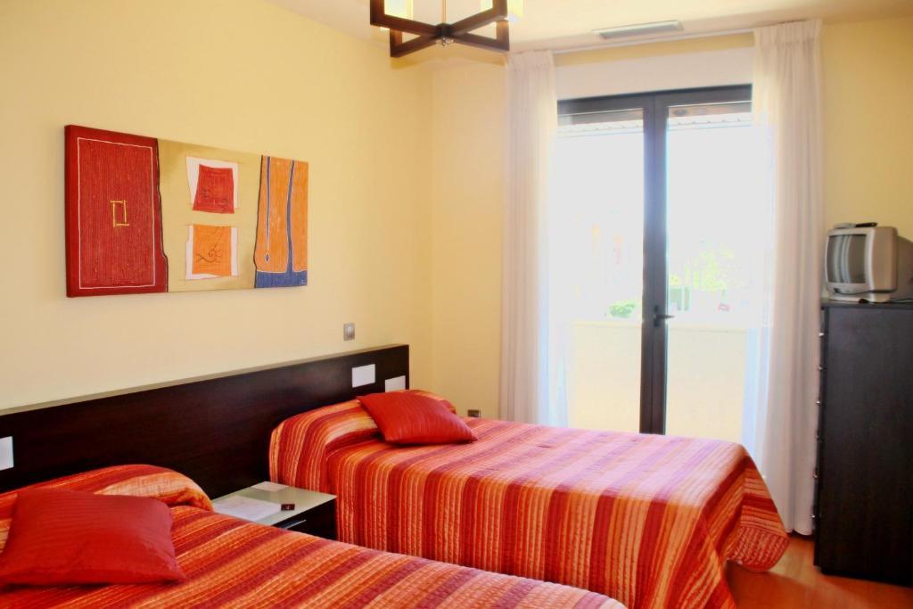 Apartahotel Ribera Арройо-де-ла-Энкомьенда Номер фото